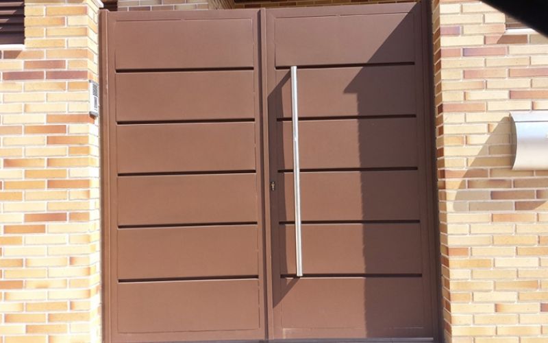 Nuestros trabajos de carpintería de aluminio Nuestros trabajos de carpintería de aluminio